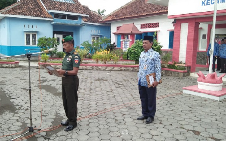 Danramil 22 Wonosari Jadi Irup Upacara Bendera di Kecamatan