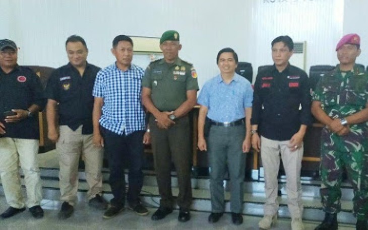 Danramil 1310-01/Bitung bersama forkopimda dan pengurus FORKOM Bitung