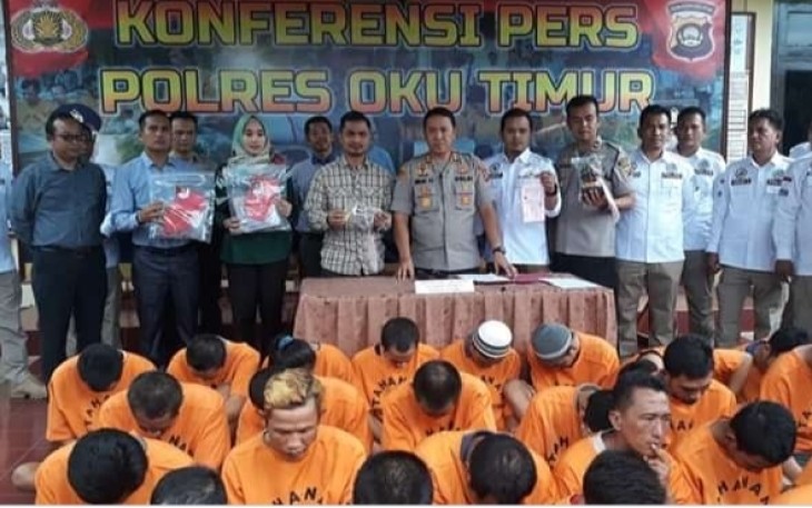 Polres OKU Timur saat gelar konferensi pers Kamis kemarin