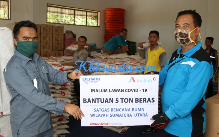 PT Inalum Serahkan 5 Ton Beras ke Dinsos Batu Bara