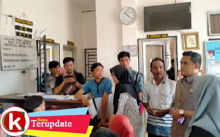 Ketua Komisi I DPRD Bengkulu Utara Sidak Pelayanan Dukcapil 