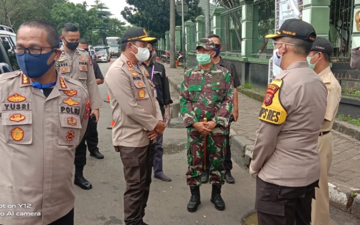 Giat Pengecekan dan Pengawasan Pelaksanaan PSBB Hari ke 2 di Terminal KP Rambutan