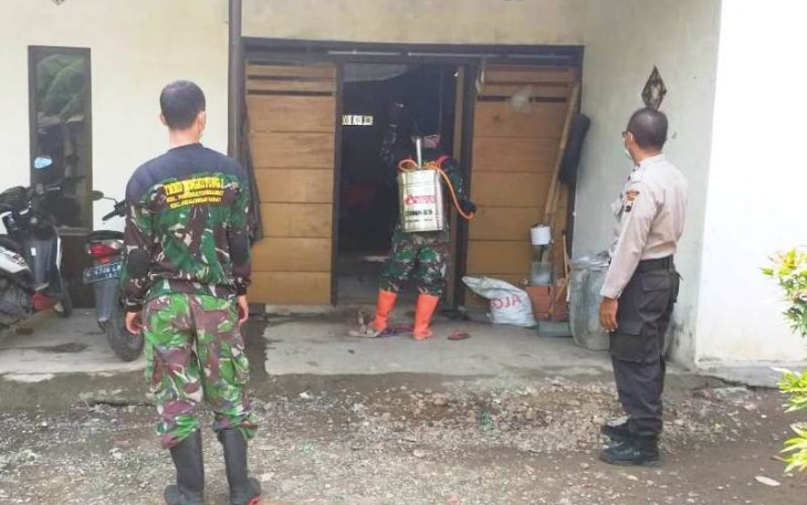 Penyemprotan Disinfektan Dilakukan
