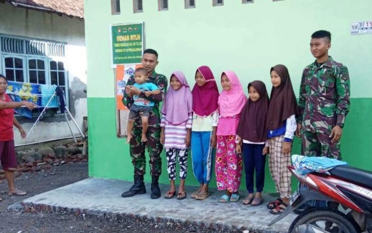 Satu Bukti Prajurit Satgas TMMD Reguler Pekalongan Dicintai Anak Pantirejo