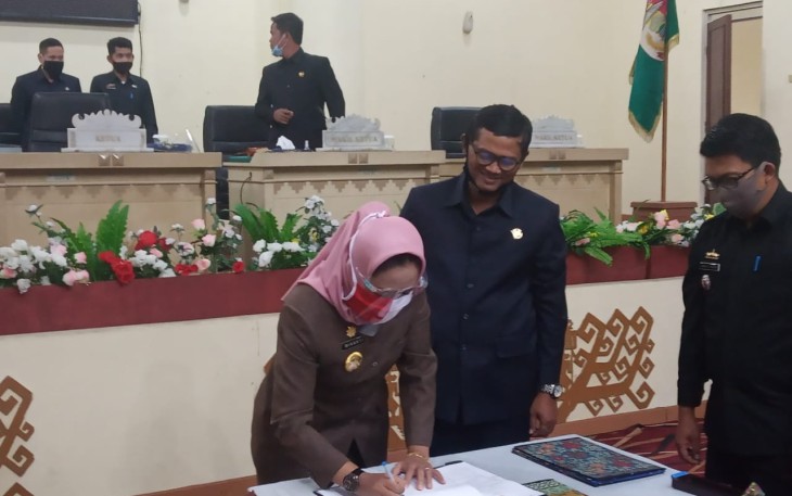 Raperda KUA PPAS APBD Perubahan 2020 Disahkan