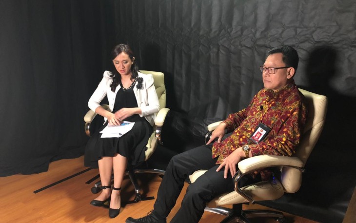 Dr. Wawan Hari Purwanto (kanan)