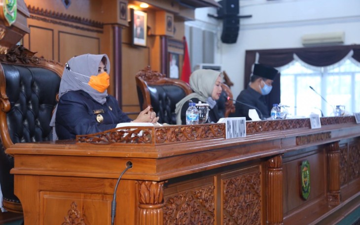 Plt. Walikota Tanjungpinang Sampaikan Ranperda Tentang Pertanggungjawaban Pelaksanaan APBD 2019