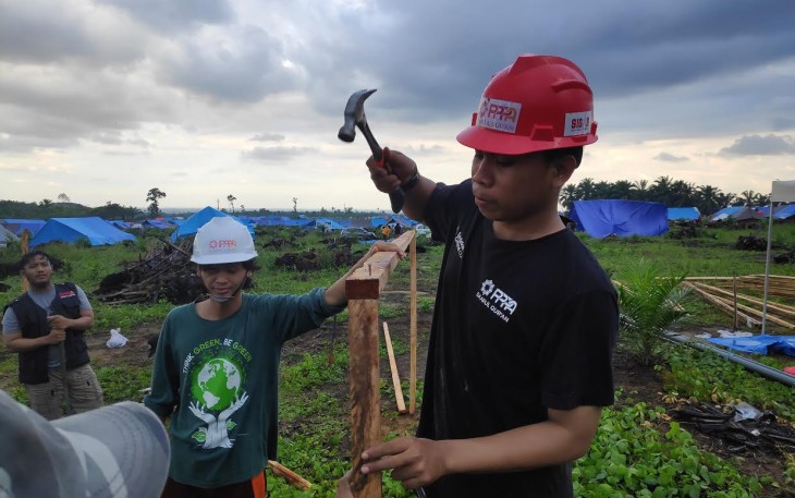 Tenda Tahfidz untuk Korban Banjir Masamba