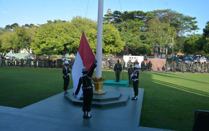 Korem 143/HO Gelar Upacara Bendera Minggu Pertama September