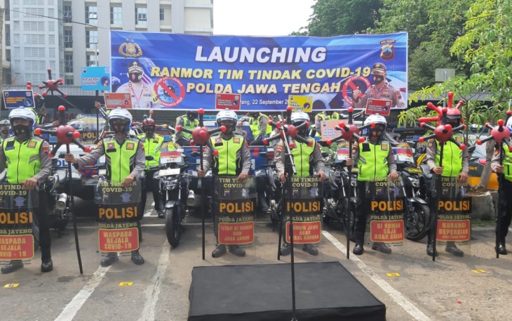 Wakapolda Jateng Launching Kendaraan Tim Tindak Covid-19 di HUT Ke-65 Korps Lalu Lintas