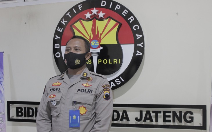Kasubidpenmas AKBP R. Fidelis Purna Timoranto memberikan keterangan kepada wartawan di Mapolda Jateng. Senin (28/09/2020) 