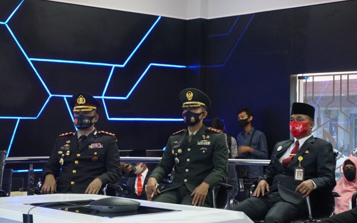 Forkopimda Kabupaten Batang melaksanakan Upacara Hari Kesaktian Pancasila   yang digelar secara virtual di ruangan Comand center Pendopo  Kabupaten Batang. Kamis (1/10/20) 
