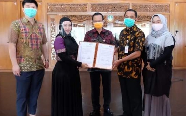 Junior Chamber Internasional (JCI) Local Solo menyumbangkan Empat Ribu Masker Medis Untuk Tenaga Kesehatan di Kota Surakarta
