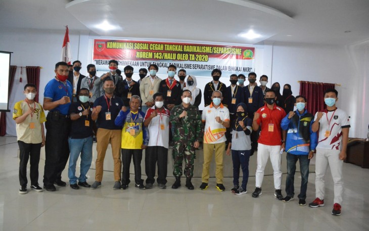 90 Atlet Pra Pon Sultra dan Ketua Osis SMU SMK se Kota Kendari Ikuti Komsos di Korem 134/HO