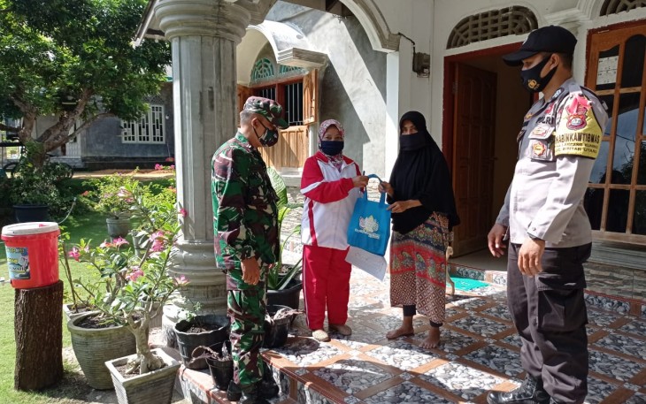 Pemdes Lancang Kuning Bagikan 451 Paket Imunitas Covid-19 Untuk Warga 