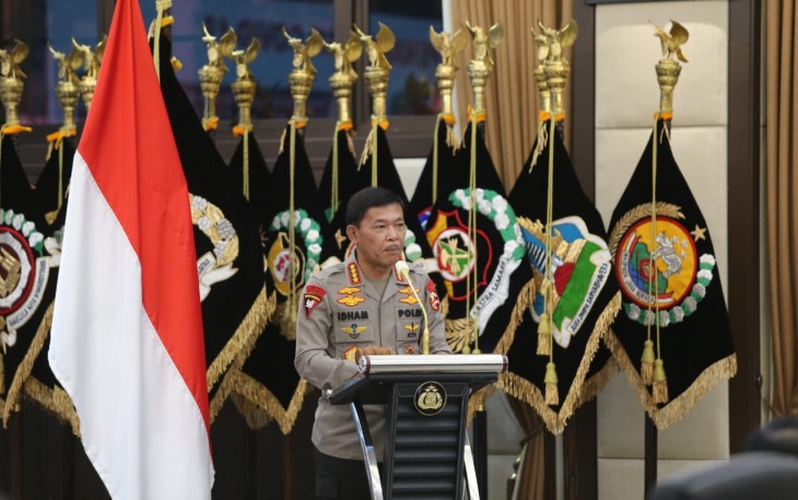 Kapolri Jenderal Polisi Idham Azis memerintahkan Kapolda Sulawesi Tengah (Sulteng) Irjen Pol Abdul Rakhman Baso untuk berkantor di Poso. Selasa 1 Desember 2020