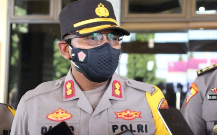 Kapolres Pekalongan AKBP Darno SH SIK Saat Memberikan Keterangan
