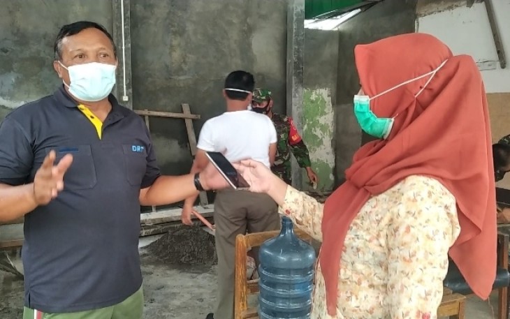 Kapten Inf Arly Iskandar Danramil 06/Ngaglik merehab bangunan Kodim 06 saat ditemui media di kantornya.