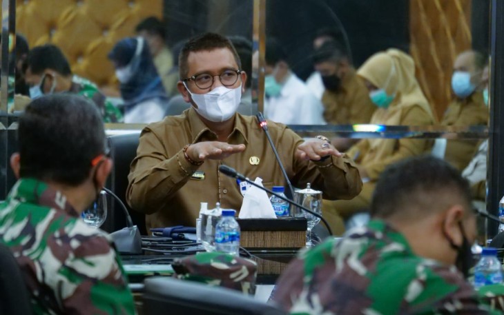 Bupati Bintan Apri Sujadi Pimpin Rapat Penanganan Banjir dan Lahan di Tg Uban