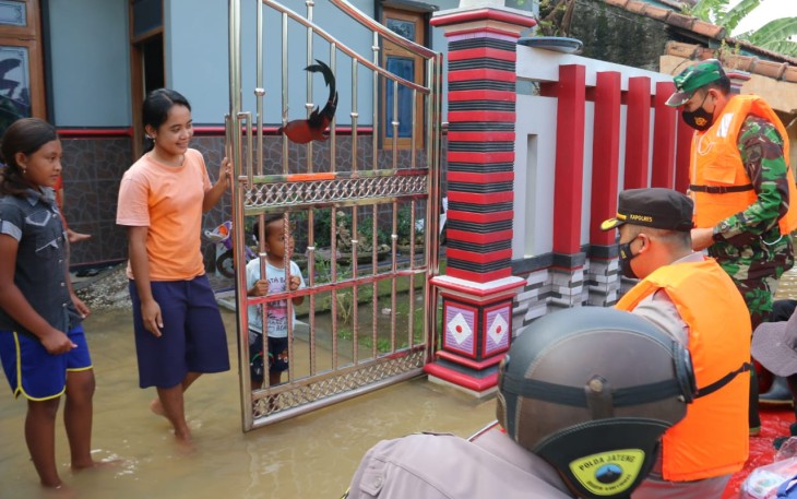 Warga Terdampak Banjir Mulai Merasakan Gatal dan Diare