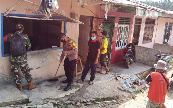 Lanjutan Pembuatan Kampung Tangguh Polsek Tebing Tinggi Lakukan Gotong Royong
