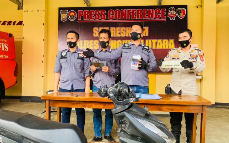 Jajaran Reskrim Polres BengkuluJajaran Polres Bengkulu Utara lakukan ekspos kasus pencurian yang melibatkan 3 anak dibawah umur (Foto : Ismail Yugo)