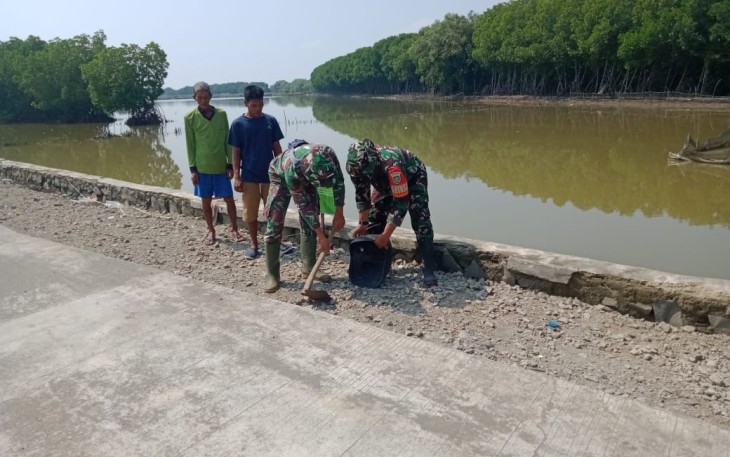Pembangunan Turap Jalan