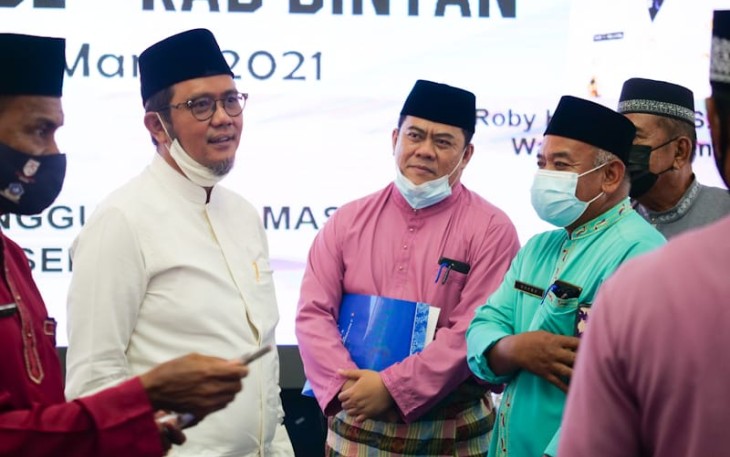  Bupati Bintan Apri Sujadi 