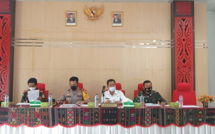 Pemkab Samosir Rapat Penataan Keramba Jaring Apung di Kawasan Danau Toba