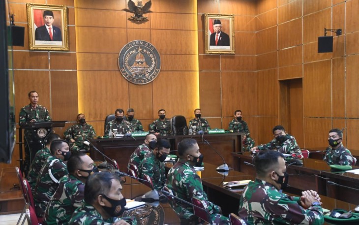Pangdam IV/Diponegoro Mayjen TNI Rudianto bersama Ketua Persit Kartika Chandra Kirana PD IV/Diponegoro melaksanakan kunjungan kerja ke Korem 074/Warastratama, Senin (12/4/2021).