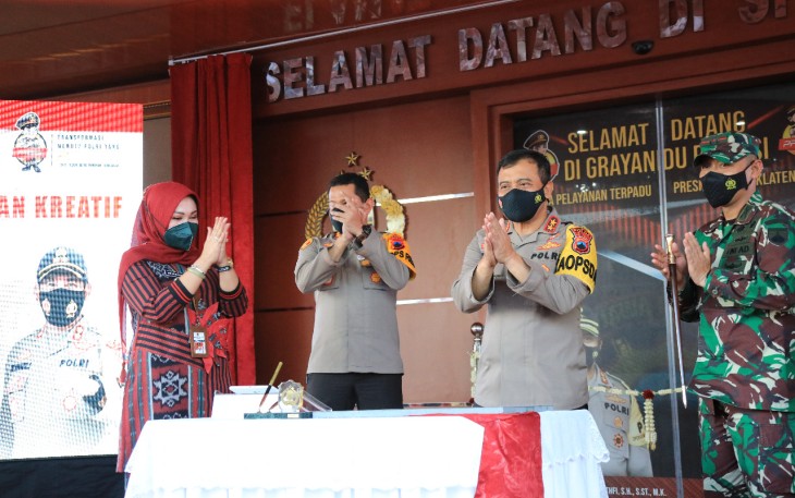 Kapolda Jateng, Irjen Pol Drs. Ahmad Luthfi, SH, SSt MK meresmikan gedung pelayanan kepolisian terpadu di Polres Klaten, Selasa (20/4/21).