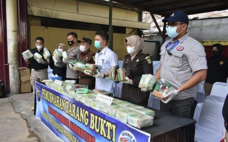 Polda Kalbar Musnahkan 53 Kg Sabu Hasil Pengungkapan Selama Bulan Maret 2021