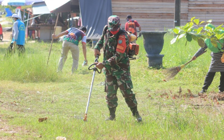 Satgas Covid 19 Kelurahan Panarung Lakukan Kerja Bakti dan Cek Posko PPKM Mikro 