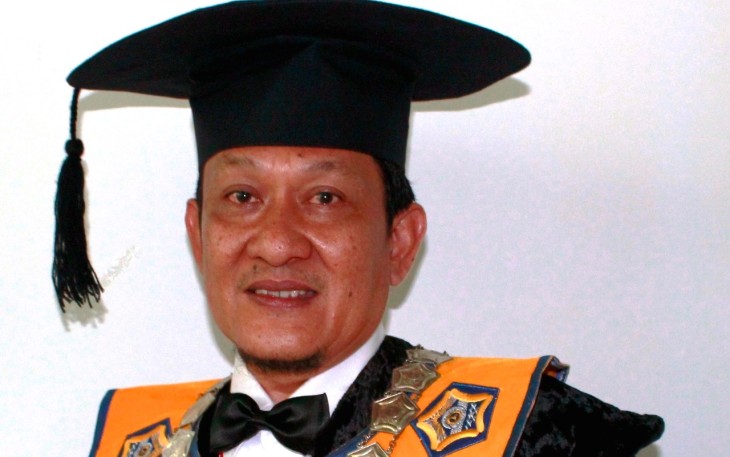 Guru besar Bidang Ilmu Hukum Pidana Universitas Bengkulu Prof Dr Herlambang SH MH
