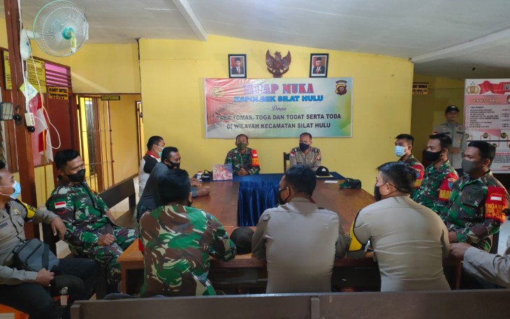 Kapolsek Silat Hulu Gelar Tatap Muka Dengan Danramil 17/Silat Hulu