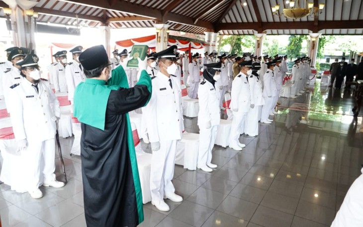 Pelantikan Kades terpilih