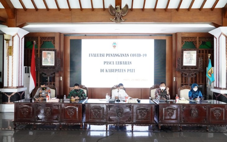 Bupati pimpin rapat evaluasi antisipasi Covid-19