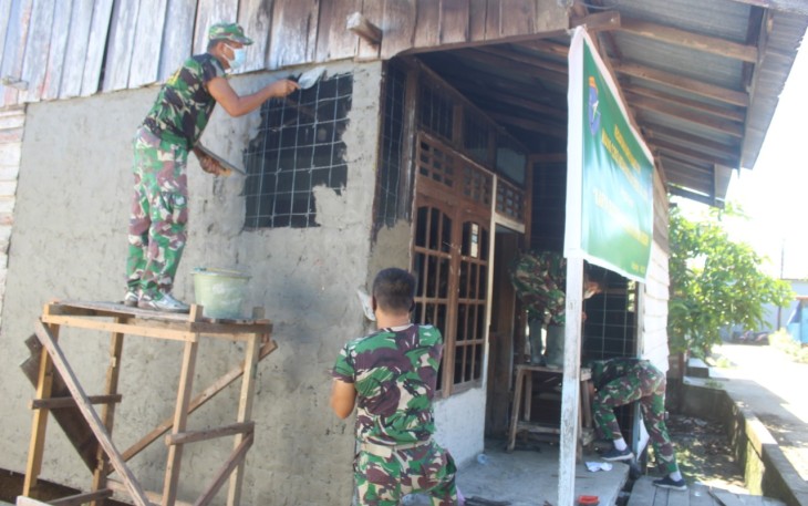 Kodim 1203/Ktp Rehap Rumah Pak Sunarto