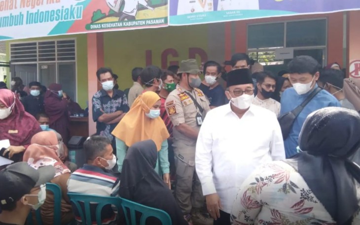 Kepala Dinas Kesehatan Pasaman, Desrizal mengatakan, pihaknya berkomitmen mewujudkan pelayanan tertib dan nyaman dalam menjalankan kegiatan vaksinasi di daerah ini
