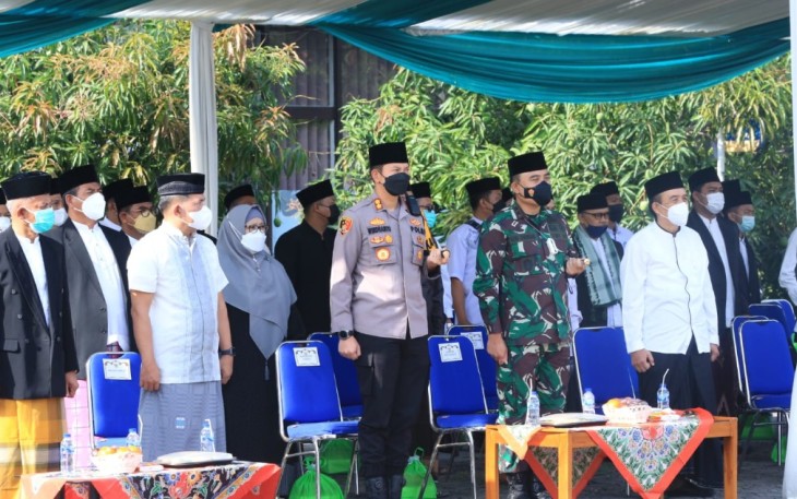 Kapolres Garut Hadiri Upacara Peringatan Hari Santri Nasional Tingkat Kabupaten Garut Tahun 2021
