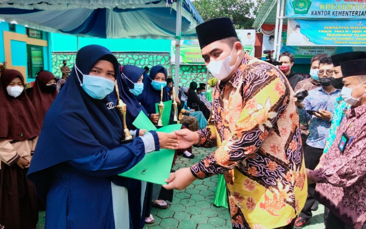 Plt Bupati Bintan Tutup MTQ Mualaf/Santri Tingkat Kabupaten 2021 