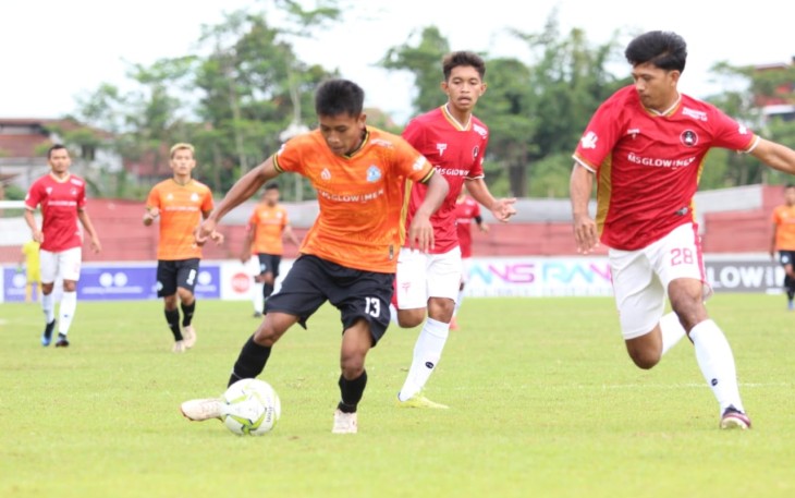 Laga Grup D Liga 3 Jateng 2021 antara Persika Karanganyar melawan ISP Purworejo, di Stadion Moch Soebroto Magelang