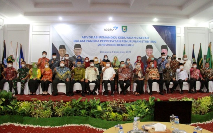 Foto Bersama Pada kegiatan Advokasi Pemangku Kebijakan Terkait Percepatan Penurunan Stunting di Provinsi Bengkulu 