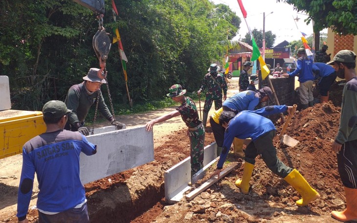 TMMD 112 Realisasikan Keinginan Warga Untuk Bangun Drainase