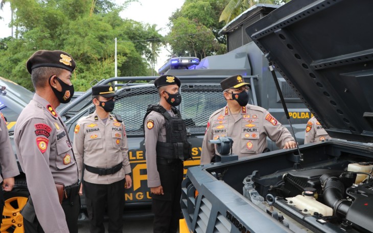 Kapolda Bengkulu saat Cek Kesiapan Sarpras Dit Samapta dan Dit Lantas