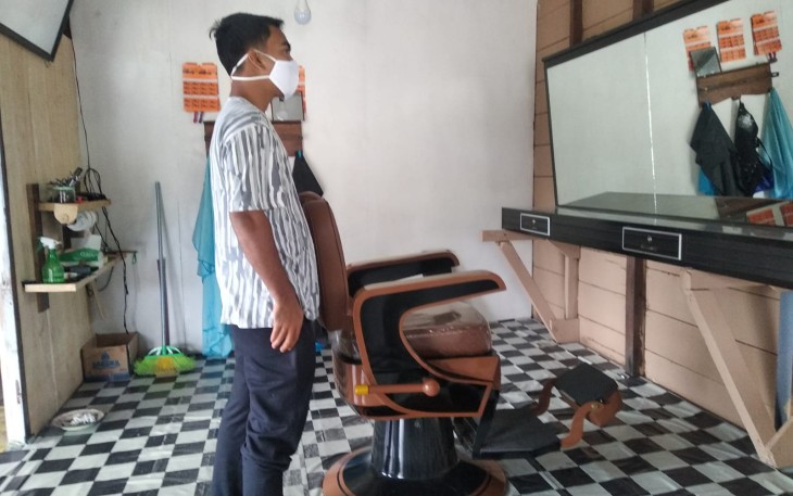 Salah seorang Pemuda Singkil, yang terus berupaya bangkit ditengah masa pandemi covid-19 ini.