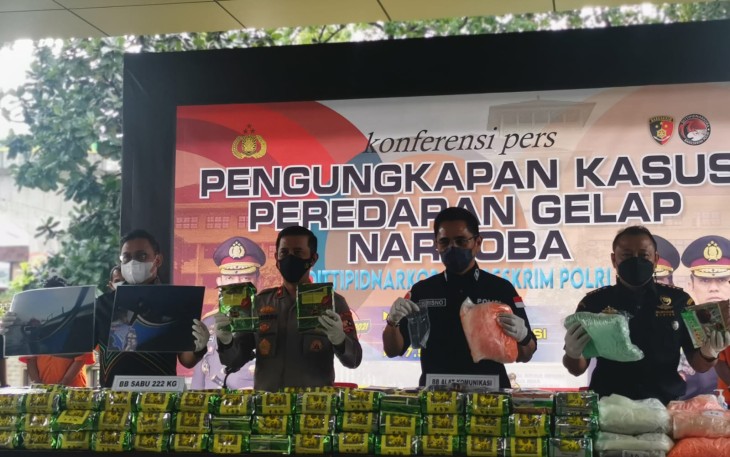 Konferensi Pers Peredaran Gelap Narkoba