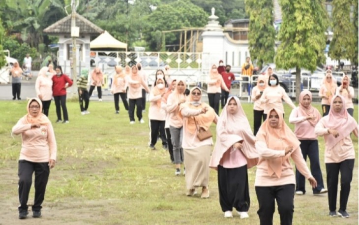 HUT DWP ke-22, Adakan Giat Baksos dan Senam Sehat