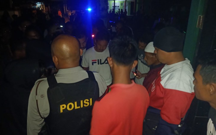 Oknum Kakon karang Sari, Digerbek Warga Bersama Pasangan Selingkuh