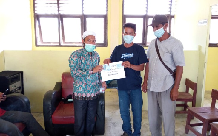 Pemdes Kayu Menang Salurkan BLT- DD Tiga Tahap Sekaligus
